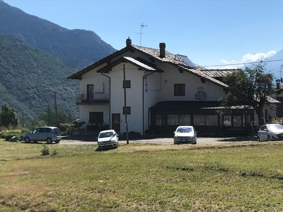 Property building, Parking