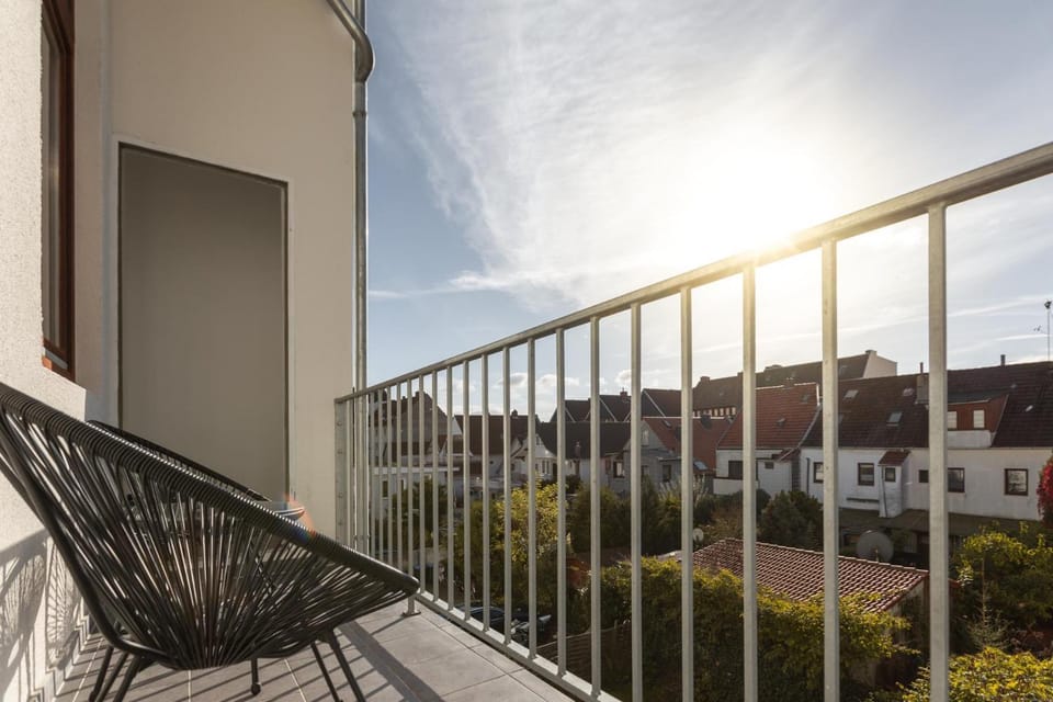 Patio, Day, View (from property/room), Balcony/Terrace