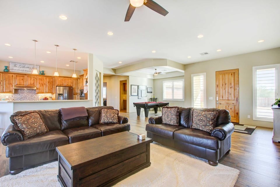 Private Pool! Oasis-Like Group Getaway in Phoenix House in Anthem