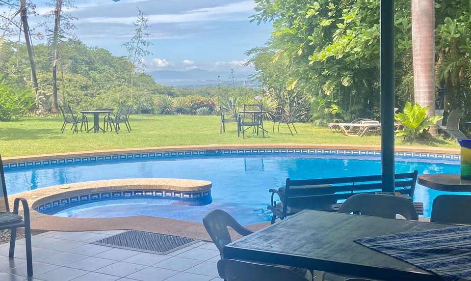 Garden, Swimming pool