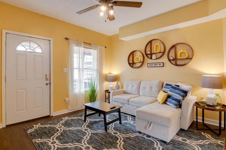 Chic Indianapolis Home w/ Yard Near Downtown! House in Indianapolis