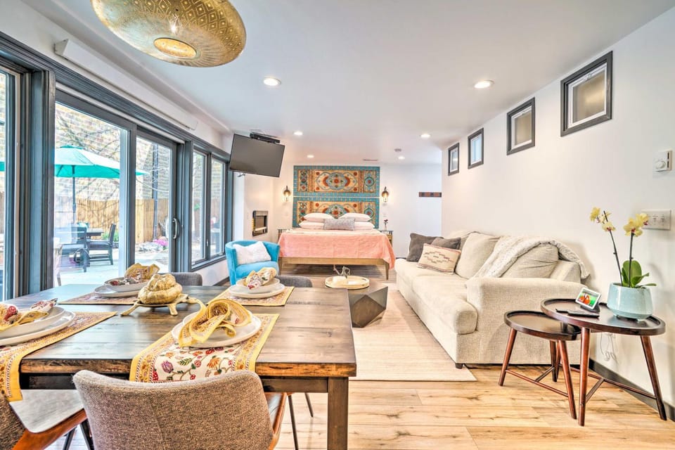 Luxury Spa Retreat: Private Courtyard & More! Apartment in Hastings