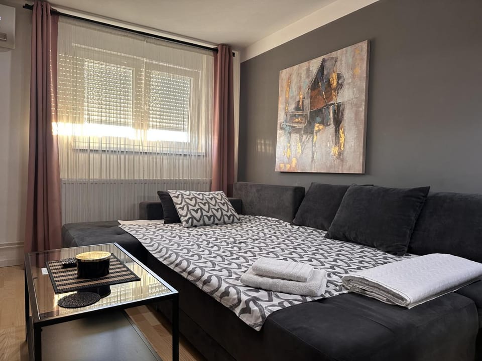 Prekrasan mali stan Matilda u Zagrebu Apartment in City of Zagreb