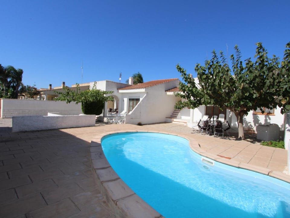 Vacaciones junto al mar: piscina, aire acondicionado, mascotas bienvenidas, playa para perros, WiFi gratis - ES-184-13 House in Montsià