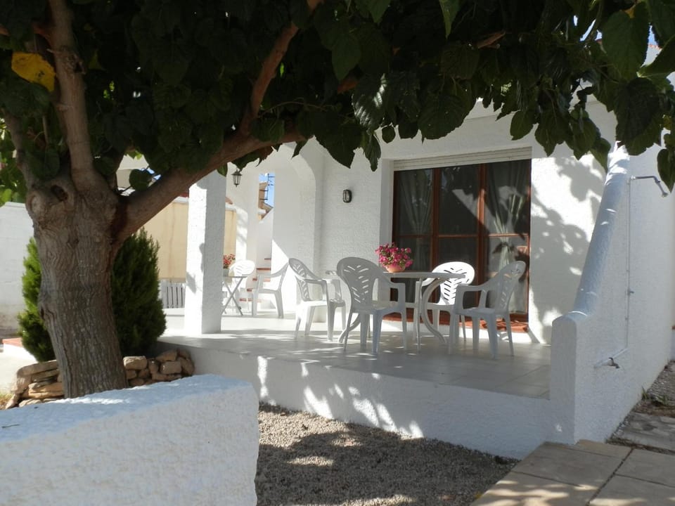 Casa cerca del mar con piscina, acepta mascotas, playa para perros, wifi y aire opcional - ES-184-5 House in Montsià