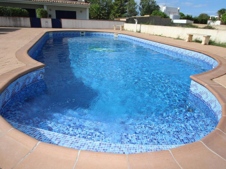 Casa cerca del mar con piscina, a/c opcional, admite mascotas, playa para perros, Deltebre - ES-184-17 Villa in Montsià