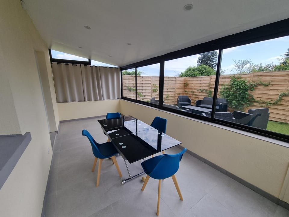 Maison Rénovée Aux Portes Du Circuit Des 24h House in Pays de la Loire