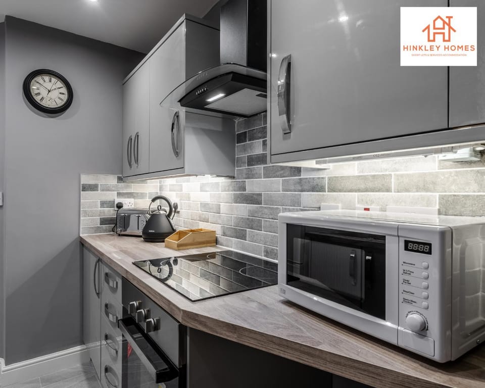 Kitchen or kitchenette, minibar, pet friendly, stove