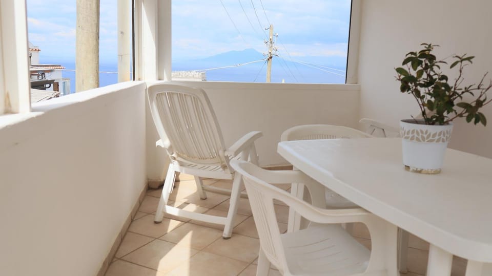 Day, Natural landscape, View (from property/room), Balcony/Terrace, Seating area, Sea view