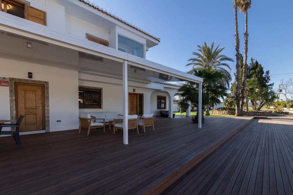 Villa Huerta 1 Manises, jacuzzi, sauna, piscina Villa in Valencian Community