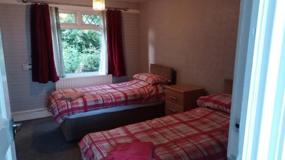 21 Orion drive House in Bristol