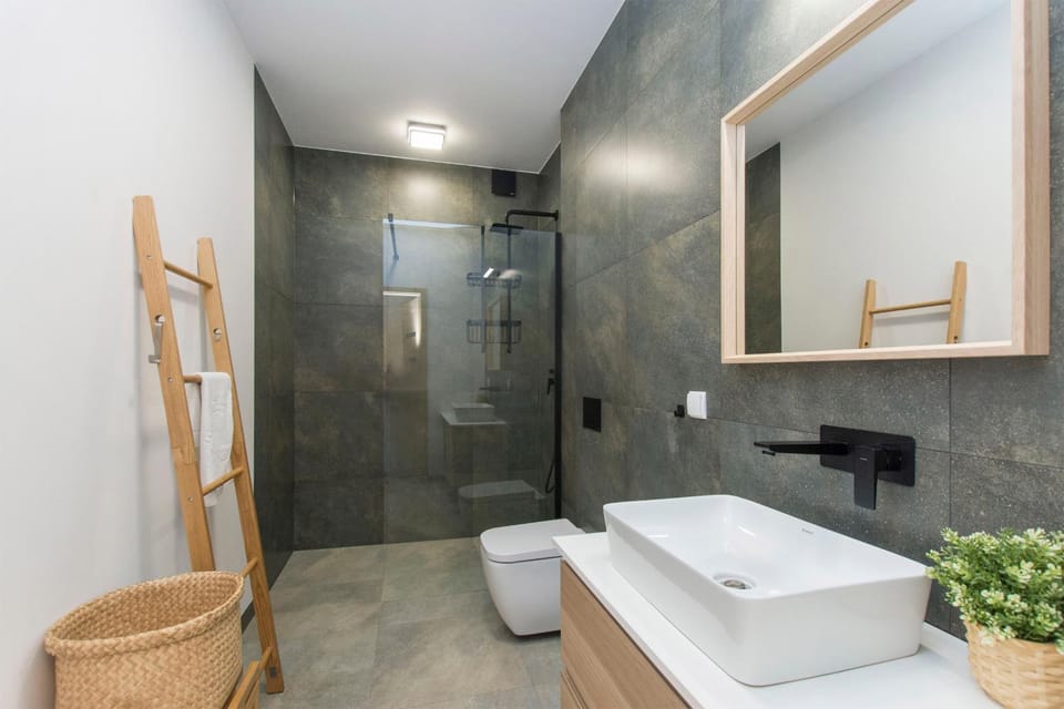 Shower, Bathroom, flat iron, hair dryier, heating, laundry, washing machine