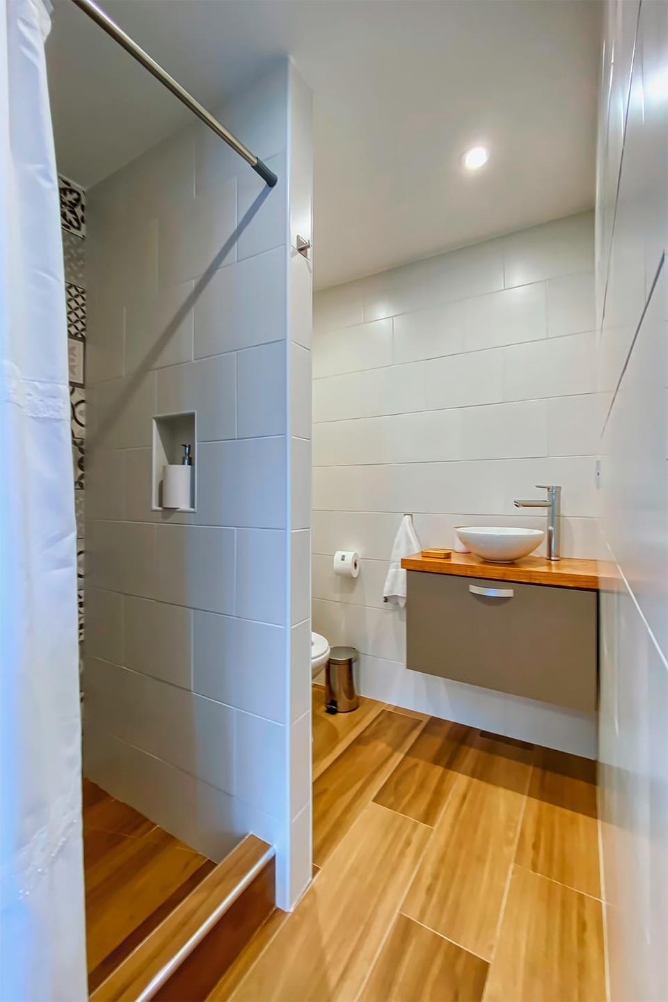 Shower, Bathroom