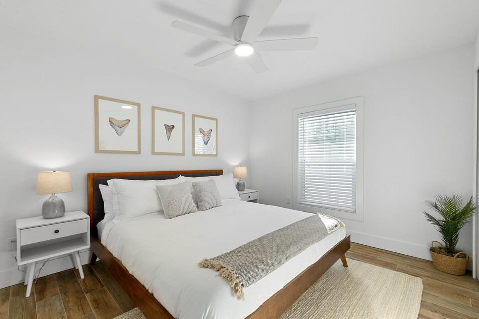 Duneside Bliss - Steps to the Ocean & Mins to DT Apartment in Saint Augustine Beach