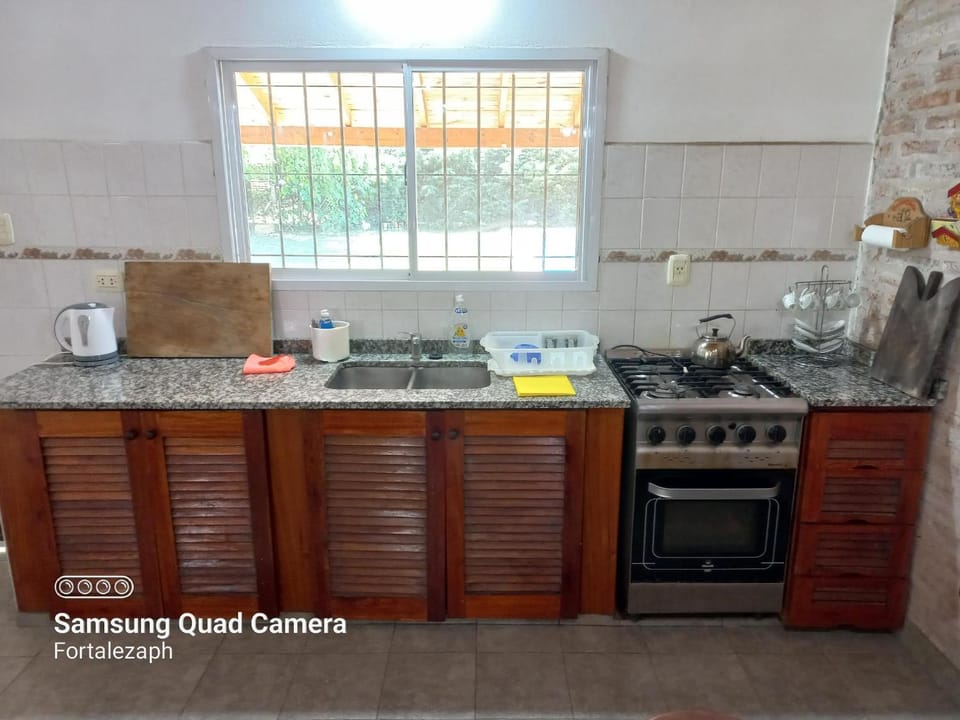 Kitchen or kitchenette, pet friendly