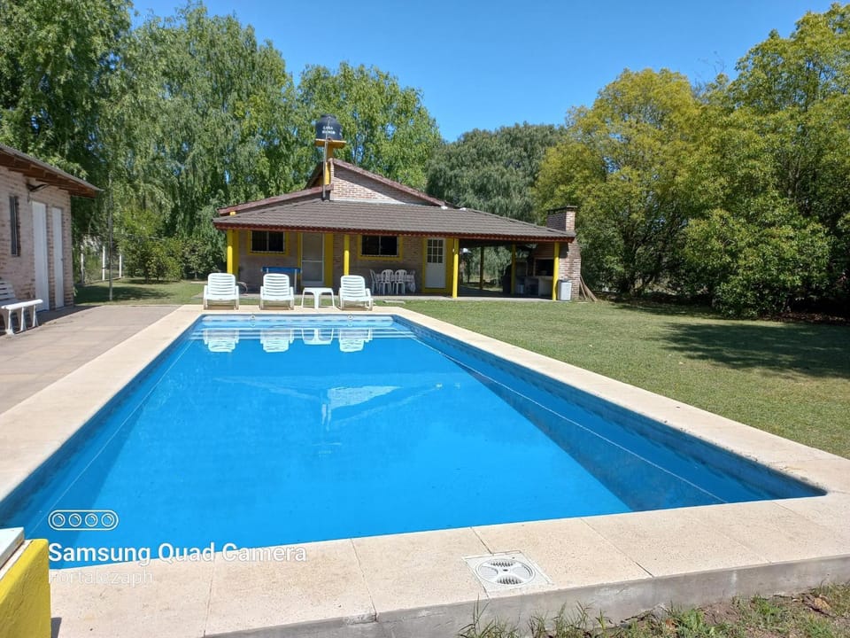 La Villarense House in Buenos Aires Province