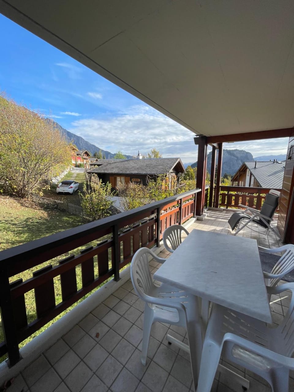 Balcony/Terrace, Mountain view