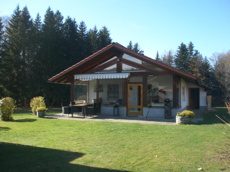 Property building, Day