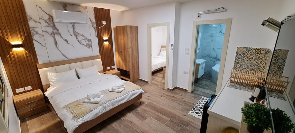 Astra Hermon Zimmer Bed and Breakfast in North District