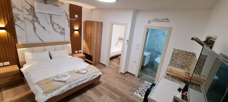 Astra Hermon Zimmer Bed and Breakfast in North District