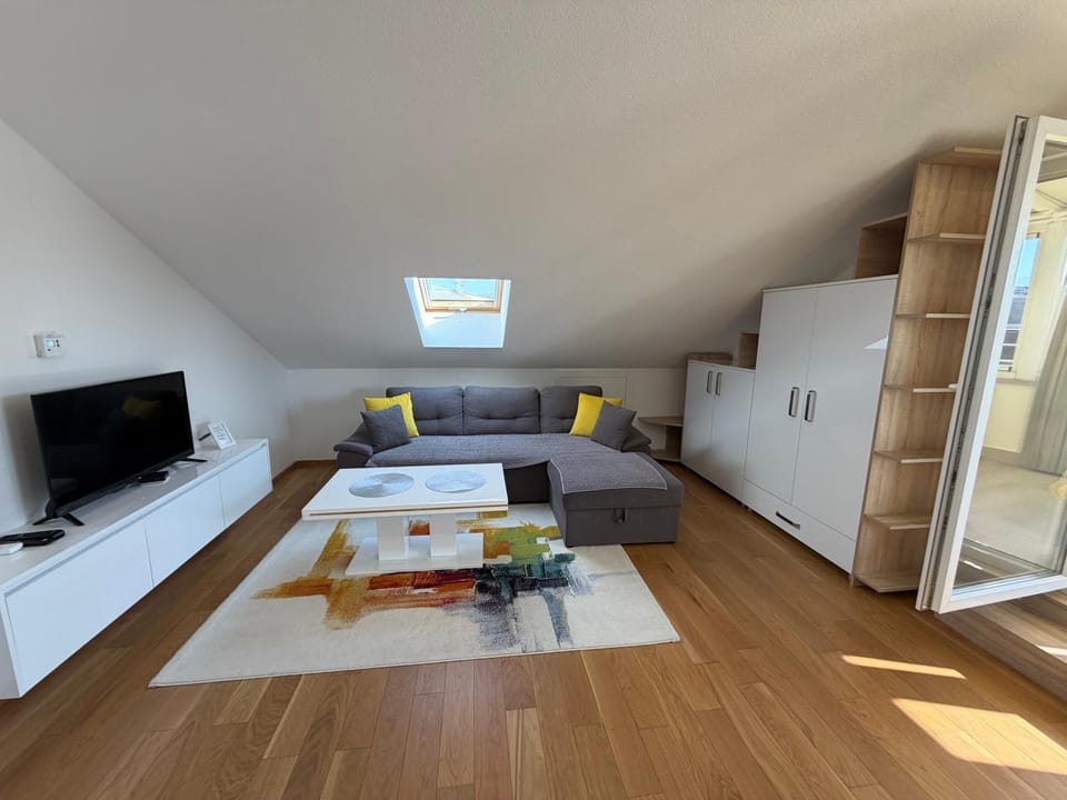 Stan na dan V&L-Lukavica Apartment in Sarajevo