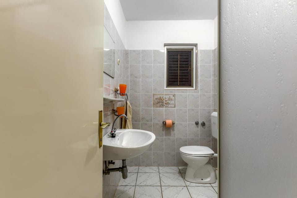 Wohnung für 23 Personen mit Privatsphäre Apartment in Zadar County