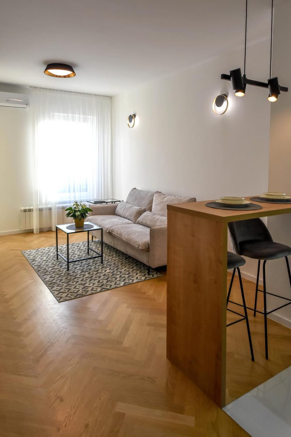 Living room, Seating area, Dining area