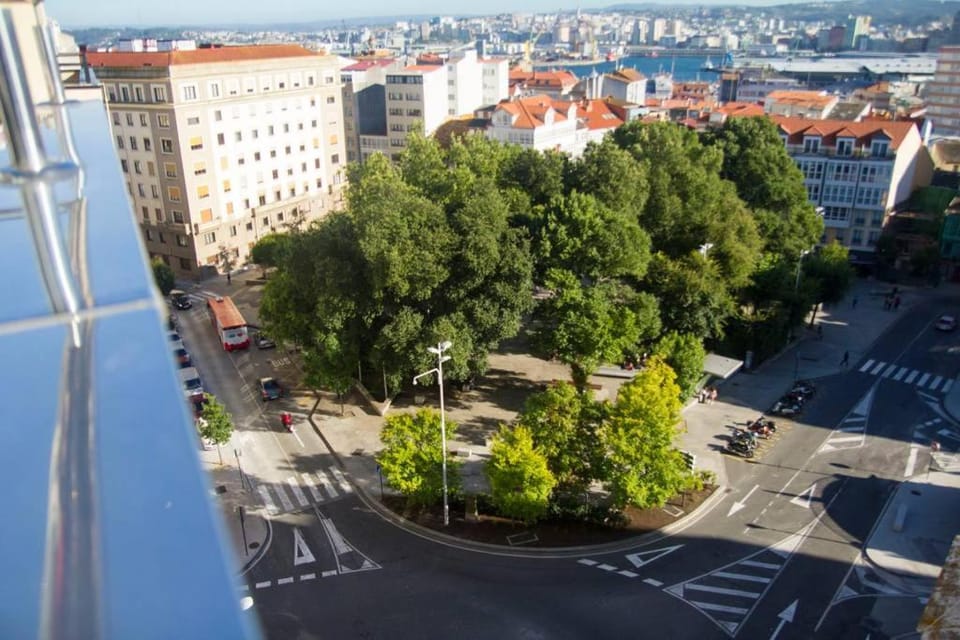Bird's eye view, Street view