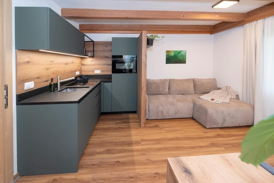 Kitchen or kitchenette, Living room, kitchen