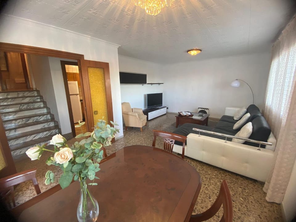 Casa la Pineda Salou, playa y Port Aventura House in Salou