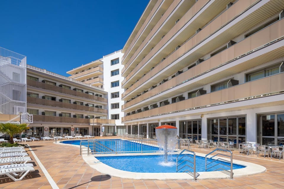 Pool view, Swimming pool