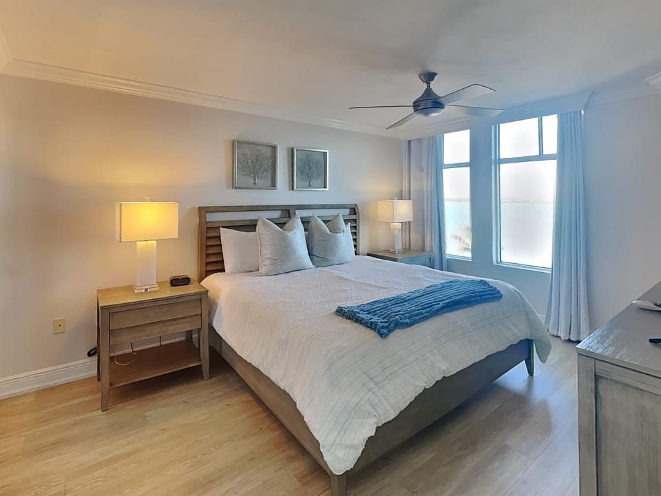 Bed, Bedroom, Sea view, furniture