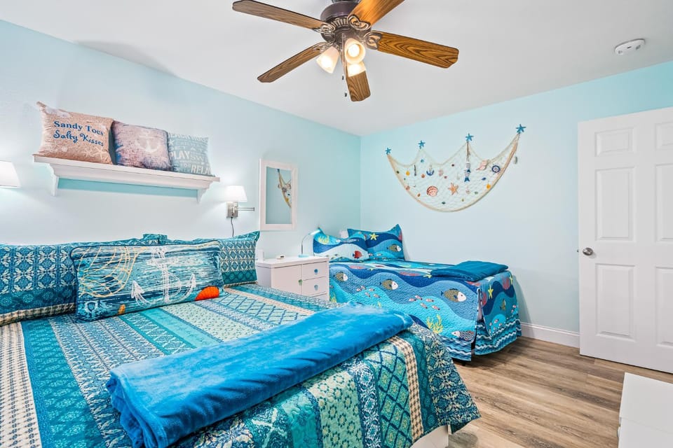 Bed, Bedroom, furniture