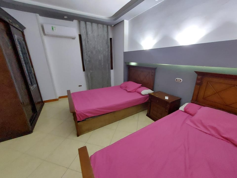 Bed, Photo of the whole room, Bedroom, air conditioner