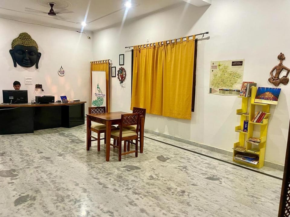 Lobby or reception, Seating area