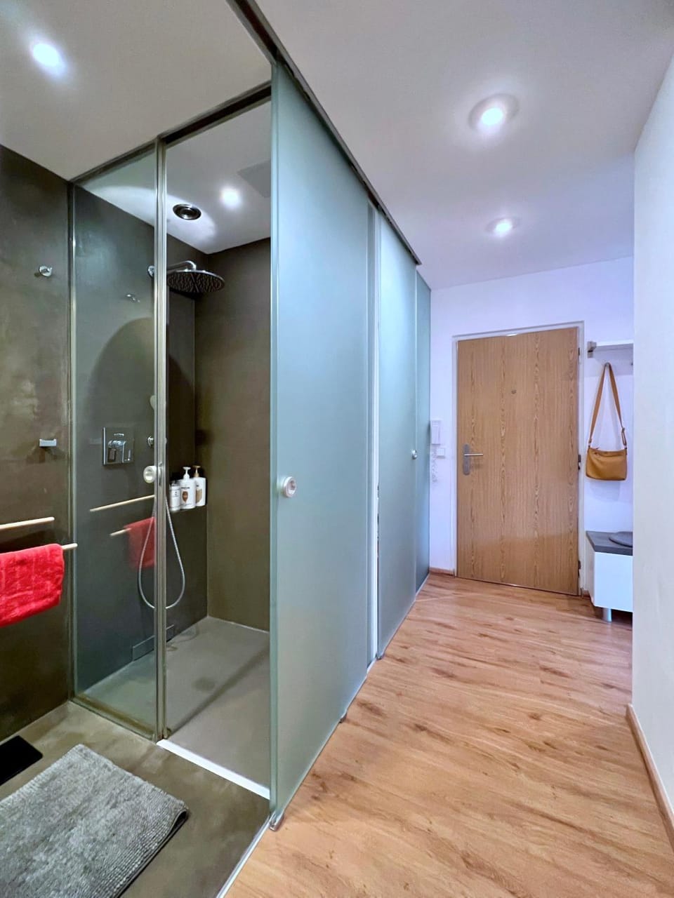 Shower, Bathroom