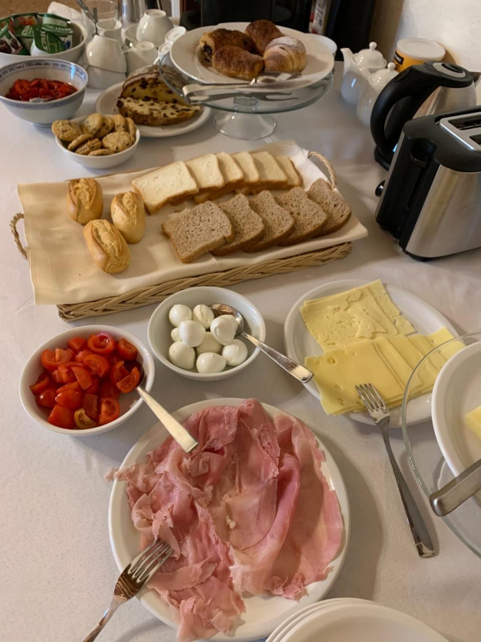 Breakfast, Buffet breakfast