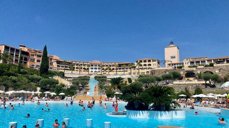 Aqua park, Swimming pool
