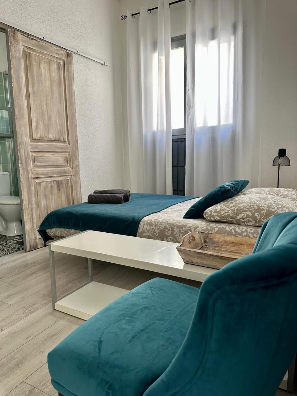 Studio3 proche Quai Rouget Apartment in L'Isle-sur-la-Sorgue