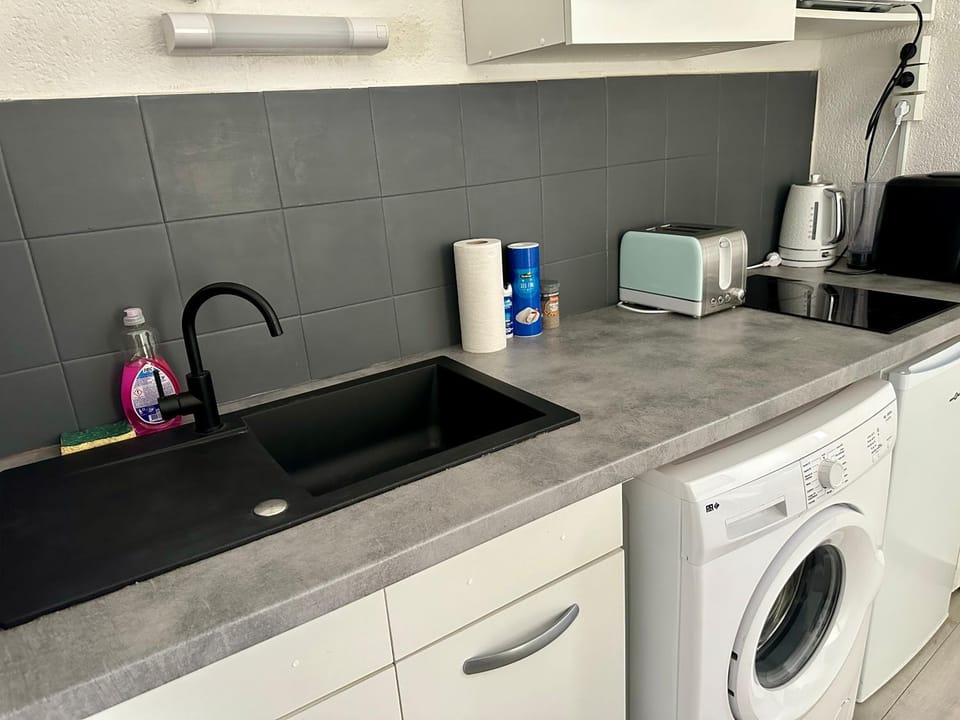 Studio3 proche Quai Rouget Apartment in L'Isle-sur-la-Sorgue