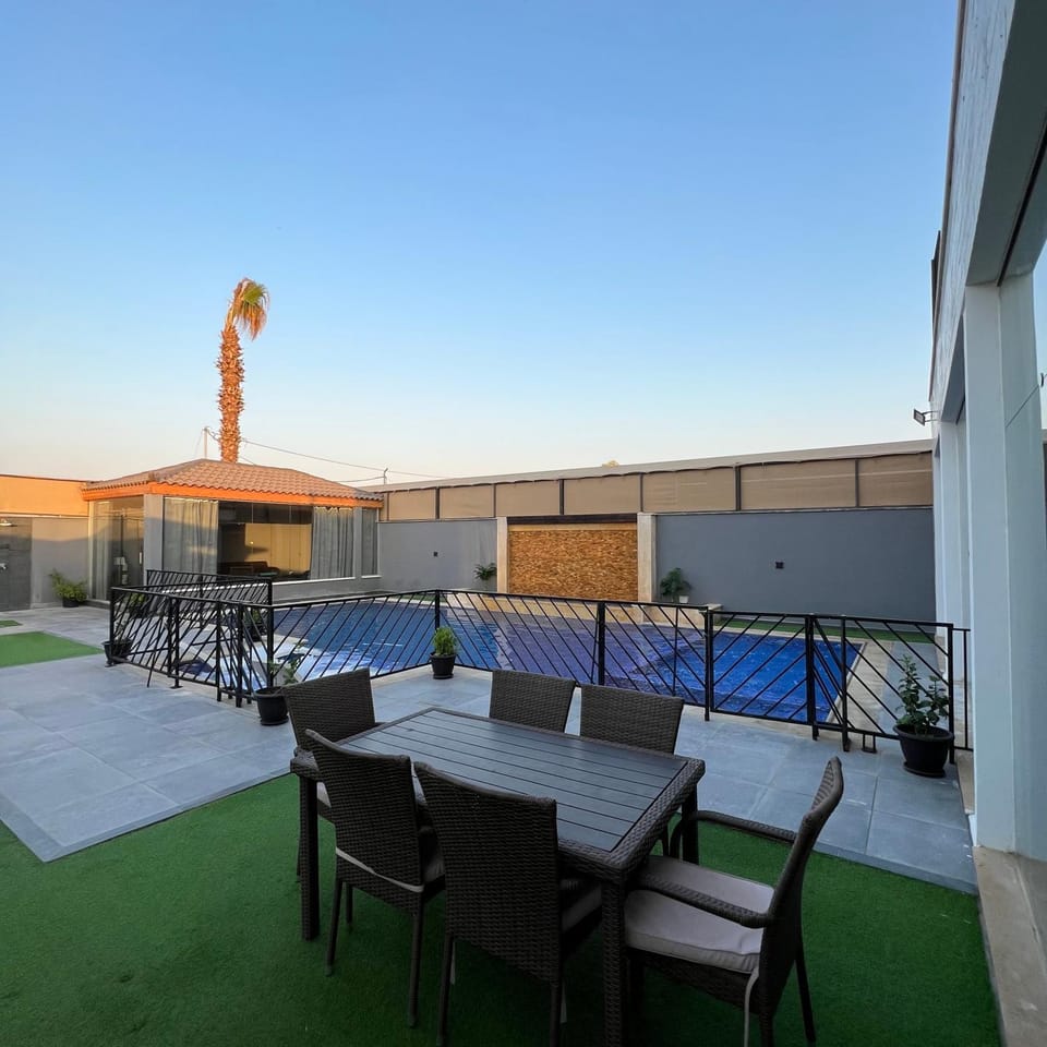 Day, View (from property/room), Swimming pool