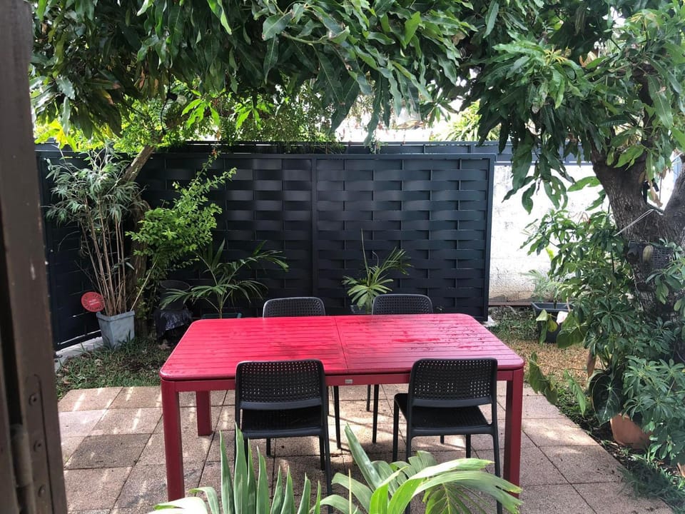 Meublé le manguier Apartment in Réunion