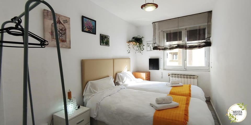 Bed, Bedroom, safe