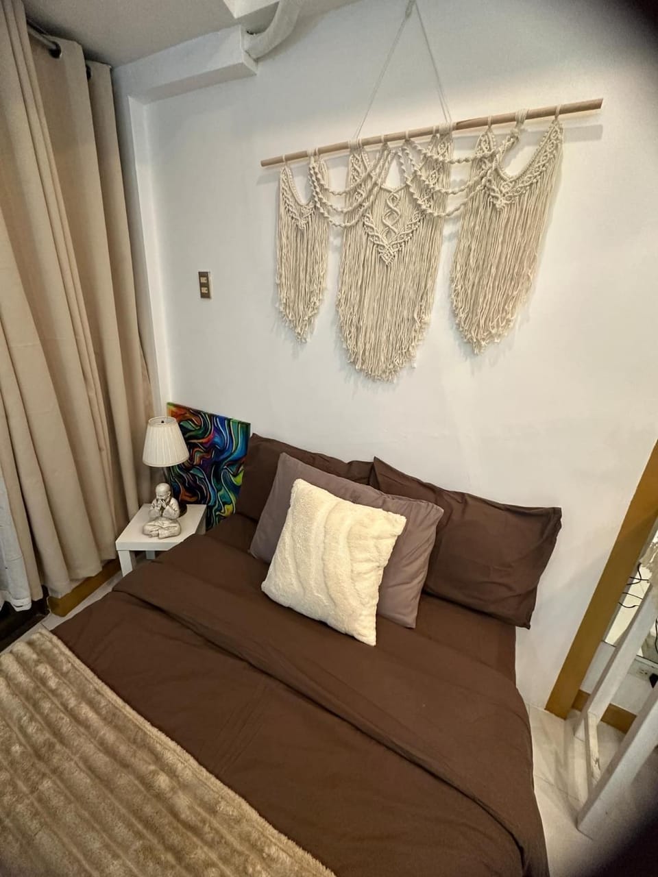 Cozy Place with City View at Greenbelt Makati Apartment in Pasay