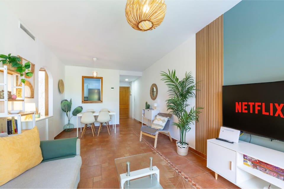 Communal lounge/ TV room, TV and multimedia