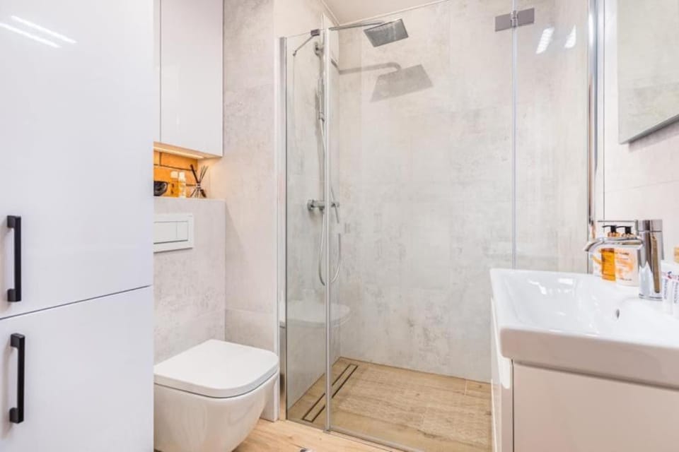 Modern Riverside Apartment with Free parking space Apartment in Szczecin