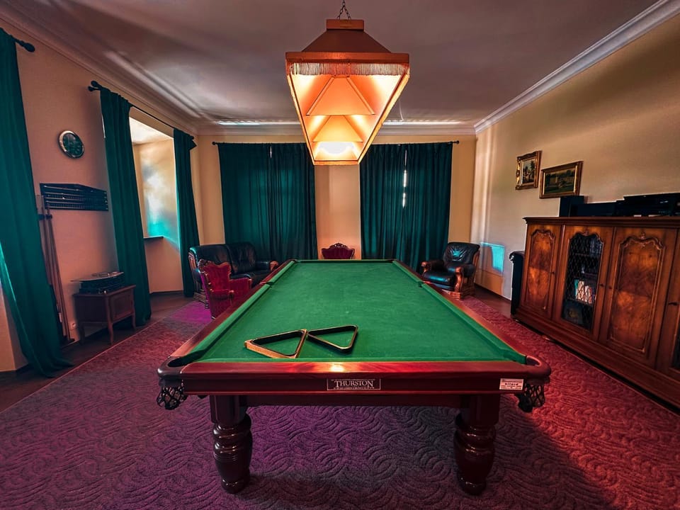 Communal lounge/ TV room, Billiard, Game Room, Meeting/conference room