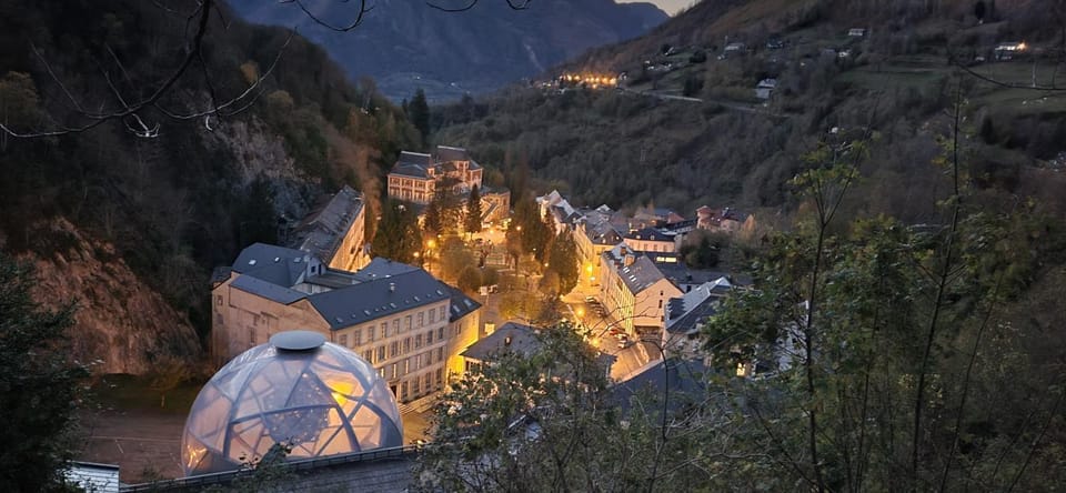 Nearby landmark, Night, Natural landscape, Bird's eye view, Landmark view
