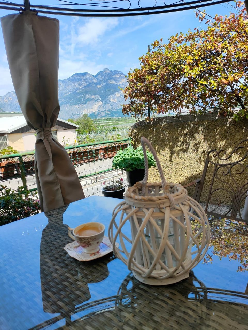 Alloggio con idromassaggio e super vista Apartment in Trentino-South Tyrol