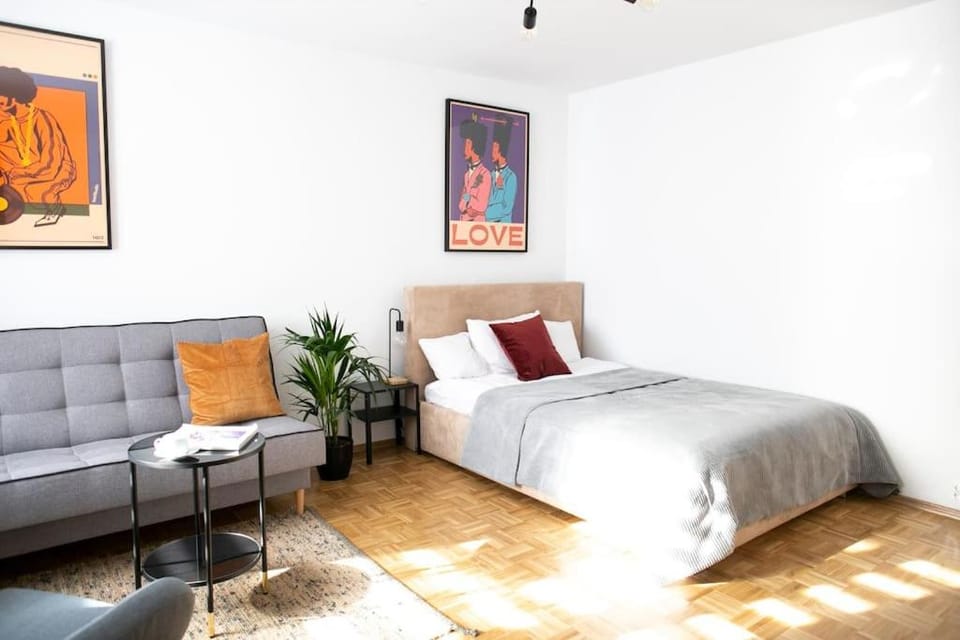 Bed, Photo of the whole room